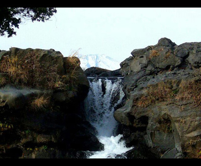 フェイスブック賞「鮎壺富士見の滝」落合 誠さん