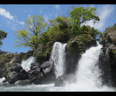 最優秀賞「大きな滝」秋山 沙紀さん